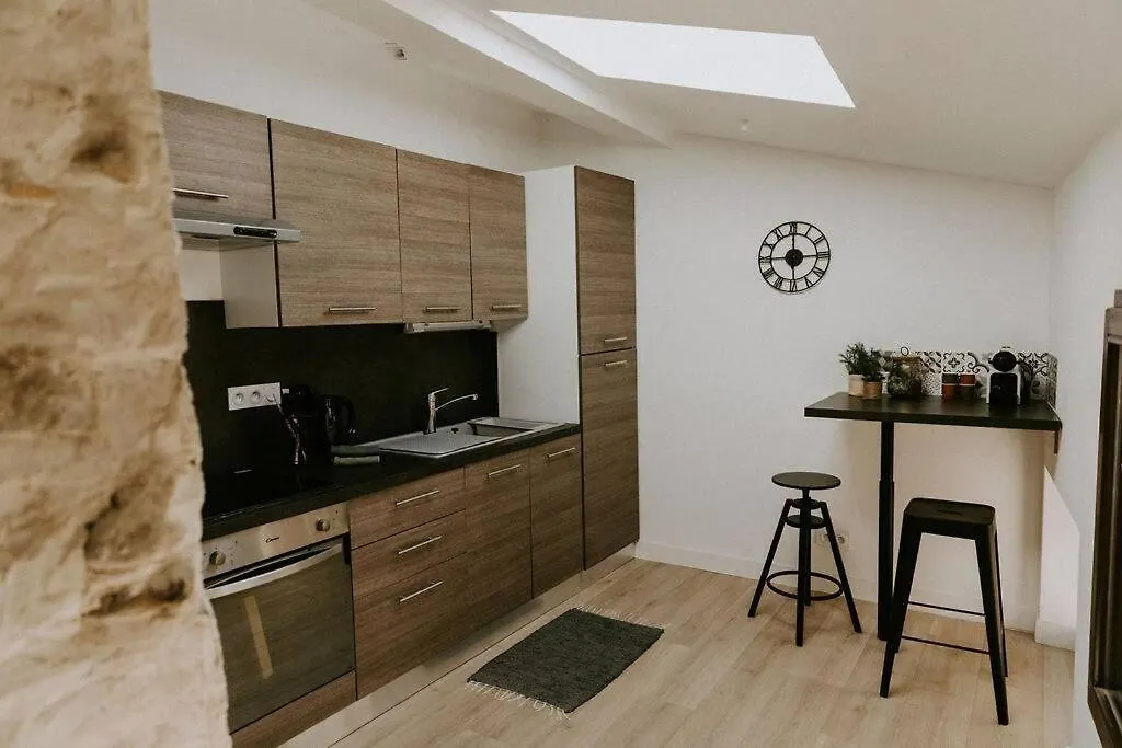 L'Horloge Du Roubion Apartment Saint-Gervais-sur-Roubion 0*,  France